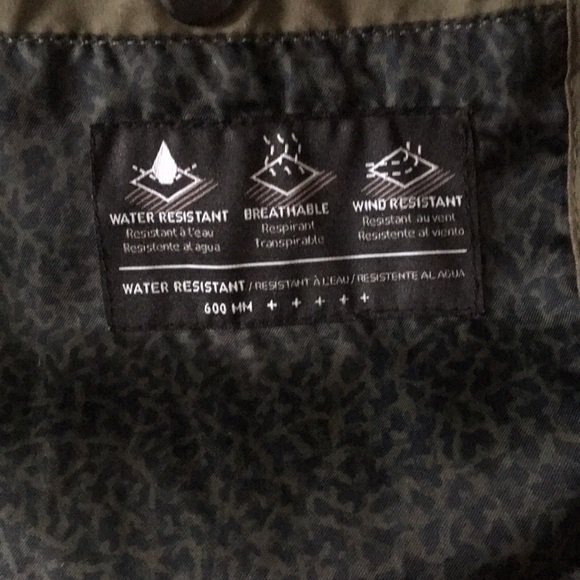 Volcoms kids jacket - Picture 4 of 4